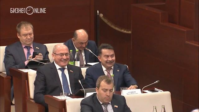 Министр здравоохранение РТ Марат Садыков сложил депутатский мандат смотреть онлайн