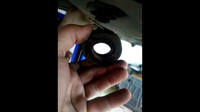 замена сайлентблоков подрамника Nissan Xtrail или? смотреть онлайн