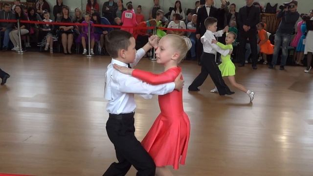 Соревнования 24 апреля 2016, 1 место. Вальс смотреть онлайн