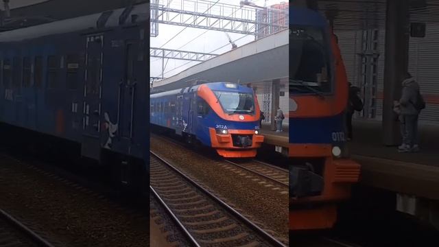 Электропоезд ЭП2Д-0112 "РЭКС" по маршруту "Москва - Калуга-I" прибывает на станцию Аминьевская МЦД- смотреть онлайн