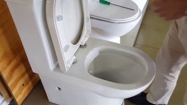 How to tighten a loose toilet seat смотреть онлайн
