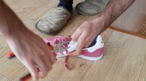 Как снять защитную клипсу бипер с обуви, одежды и т.д.