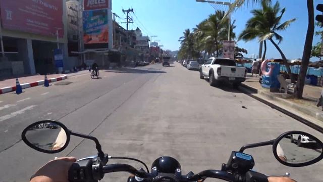 Indian Chief Bobber Dark Horse Тест Драйв смотреть онлайн