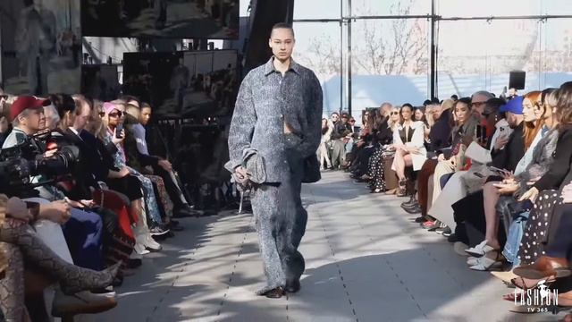 Stella McCartney - показ коллекция зима 2024г.