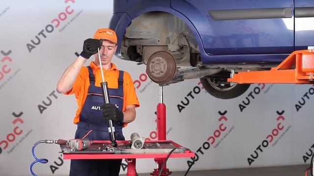 Cómo cambiar los amortiguadores en FORD FIESTA V Van [VÍDEO TUTORIAL DE AUTODOC] смотреть онлайн