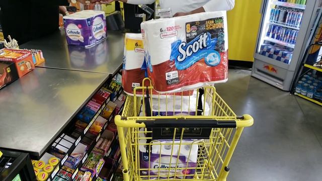 Dollar General couponing with Strangers Vlogmas Day 14 смотреть онлайн