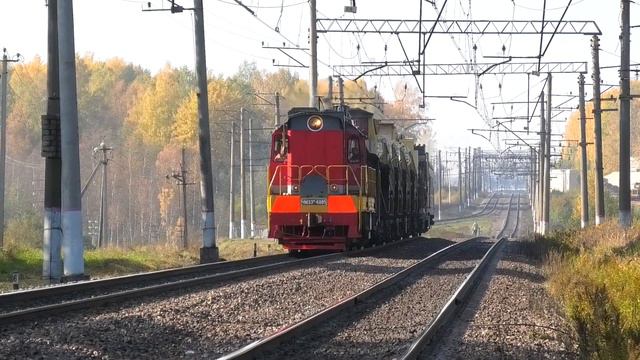 "Еще один". ЧМЭ3Т-6885 с хозяйственным поездом смотреть онлайн
