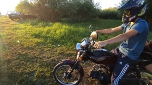 Приехали на ДВУХ МОПЕДАХ на ОЗЕРО и ПОКУПАЛИСЬ! Покатушки на МОПЕДЕ АЛЬФА! Купаемся на озере.