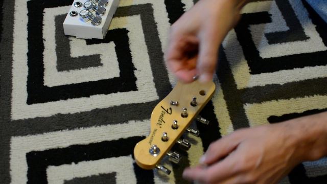 Upgrading a Telecaster: Fender Locking Tuners смотреть онлайн