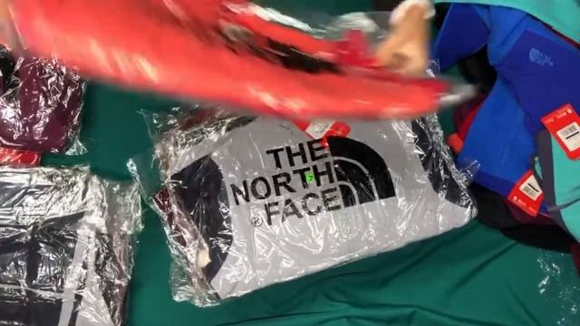 Кофты Флис СТОК The North Face 15 кг (25,5€/кг) - (28ед) - (35 200руб) смотреть онлайн