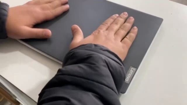 Unboxing Lenovo BS145 o novo notebook da Lenovo, a qualidade é boa? смотреть онлайн