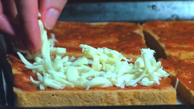 Простая пицца за 5 минут! Рецепт мини пиццы из хлеба смотреть онлайн