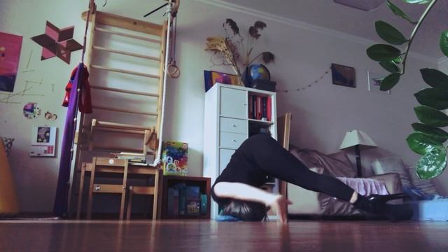 5 ПАРТЕРНЫХ ДВИЖЕНИЙ - Exotic Floorwork (уровень Базовый+)