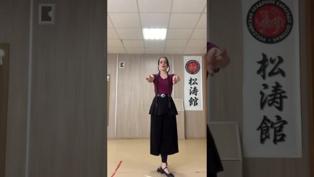 Урок аджарского танца. Работа рук для девушек смотреть онлайн