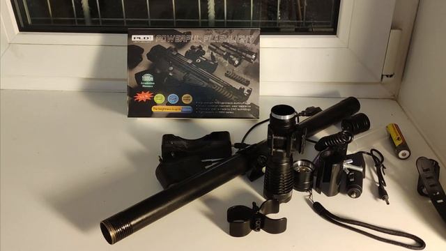 Подствольный фонарь, для охоты. смотреть онлайн