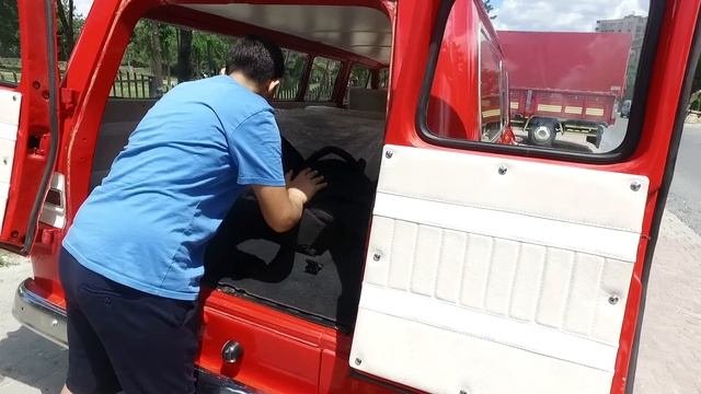 CHEVROLET CORVAİR GREENBRİER смотреть онлайн