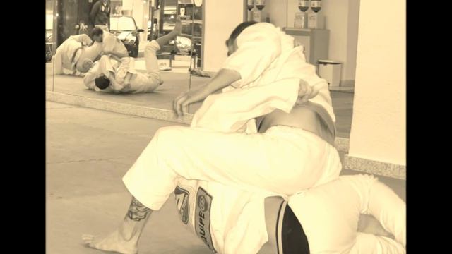 FAMILIA GRACIE BARRA DONOSTI-SAN SEBASTIAN - SPAIN -.CON MUSICA смотреть онлайн