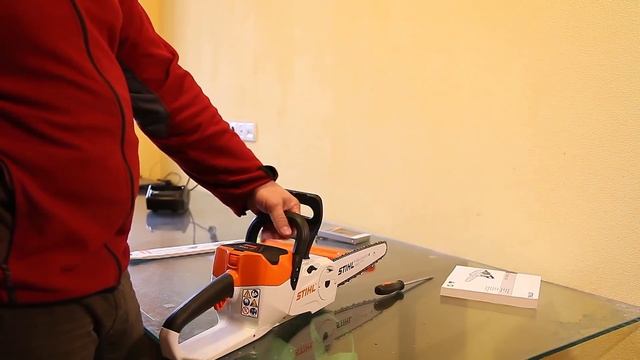 Цепная аккумуляторная мотопила Stihl MSA 120 C смотреть онлайн