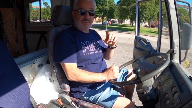 Fai da TE - Ha trasformato una roulotte in un camper 4x4 - lavoro pazzesco! смотреть онлайн