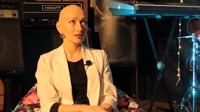 Проект "Соло" в гостях Анна Масольдт, визажист смотреть онлайн