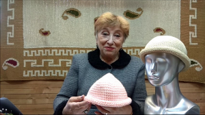 Тунисские образцы и шапочка. Мастер-класс по вязанию крючком от О. С. Литвиной.