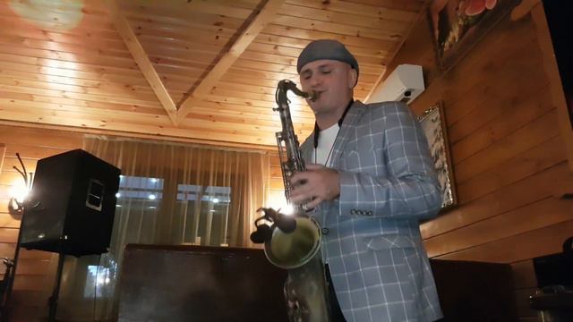 Ariana Grande - 7 Rings (Igosax) Саксофонист смотреть онлайн