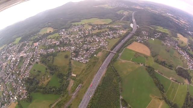 Deutschland von oben: Bad Honnef, OT Aegidienberg, NRW, Cessna C172, GoPro Hero 2 смотреть онлайн