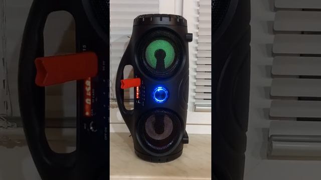 Портативная колонка bluetooth Btspeaker 4215 смотреть онлайн