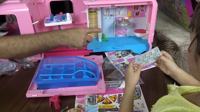 Lina'nın Doğum Günü Hediyesi Funny Kids Video