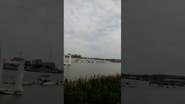 Гуляем по берегу Темзы.# Лондон#берегТемзы смотреть онлайн