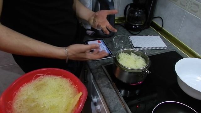 Картофель по Корейски, Корейский картофельный салат "Камди Ча" (감자 샐러드) смотреть онлайн