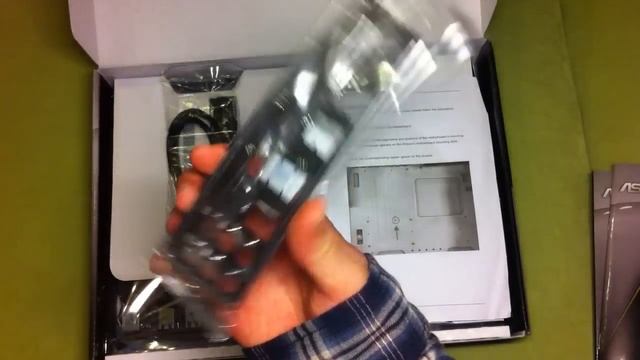 Анбоксинг материнской платы ASRock 970 PRO3 R2.0/Unboxing ASRock 970 PRO3 R2.0