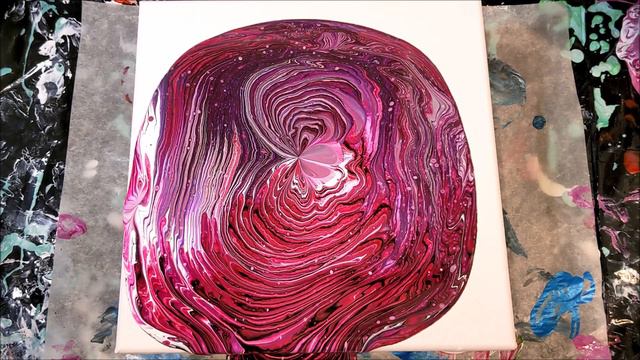 PINK TREE RING PAINT POUR ON A VASE - Paint Pouring On A Glass Vase - Great Gift Idea смотреть онлайн
