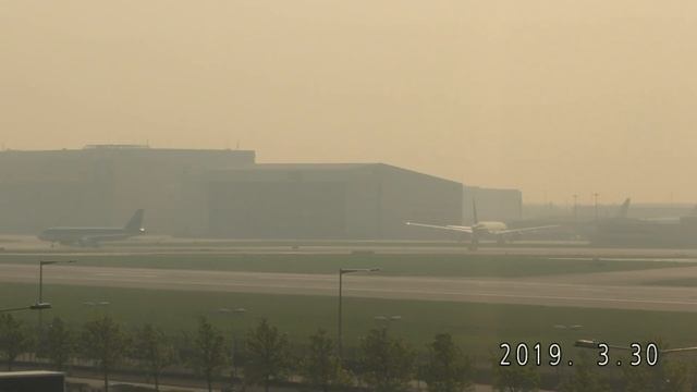 ? London Heathrow Airport Live Departures *WITH SOUND*