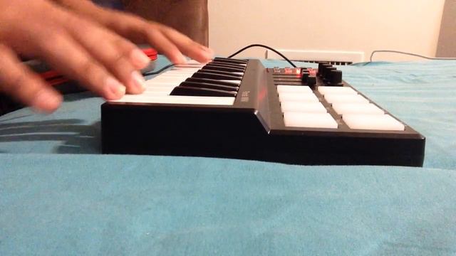 Improvisado Funk groove Midi Panda смотреть онлайн