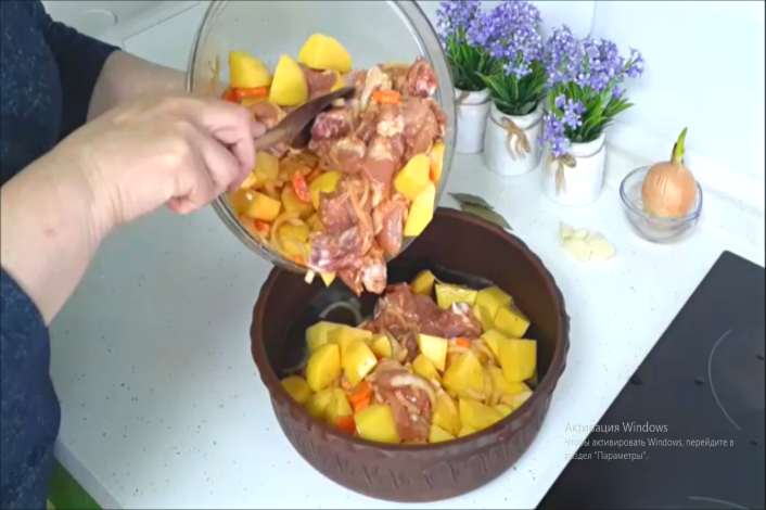 Рецепт ужин и обед, БЕЗ ВОЗНИ. картошка с мясом в духовке.. смотреть онлайн