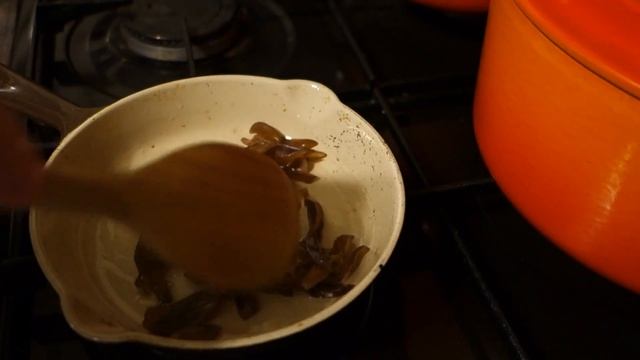 Jelly Ear (Auricularia auricula-judae) for dinner смотреть онлайн