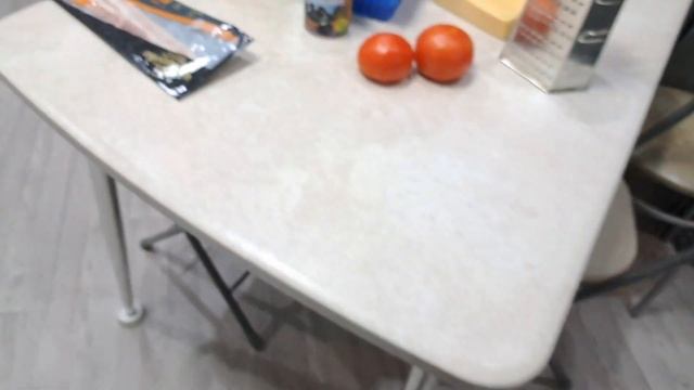 НАЧИНАЕМ РАБОТАТЬ в саду//ДЕТИ ЗАХОТЕЛИ пиццу ? смотреть онлайн