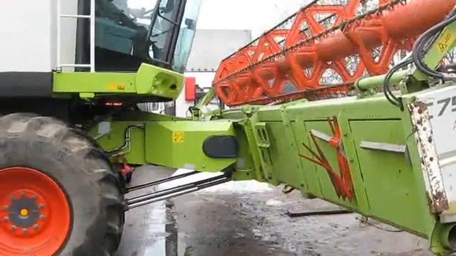 зерноуборочный комбайн Claas Lexion 570 - Минск смотреть онлайн