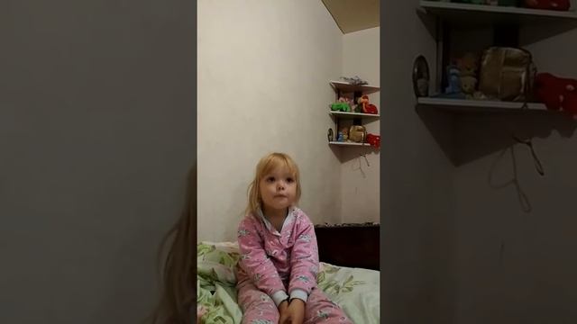 Стих про бабушку, Ангелина 31.10.2017 смотреть онлайн