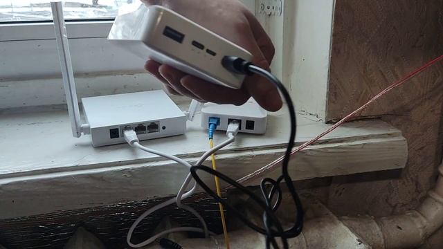 Xiaomi/Redmi Powerbank питает роутер и оптический Onu/МК без преобразователей напряжения. смотреть онлайн