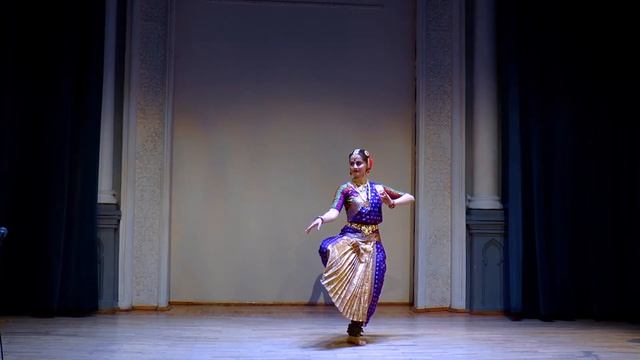 THILLANA BHUPALAM - BHARATANATYAM DANCE - ИНДИЙСКИЕ ТАНЦЫ, КИЕВ смотреть онлайн