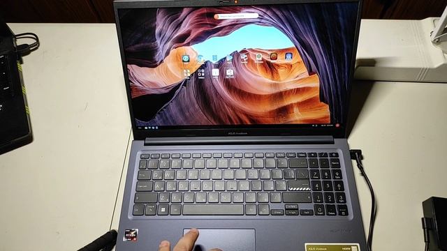 Обзор Asus Vivobook 15 M1502 и Endless OS. Достоинства, недостатки, особенности. смотреть онлайн