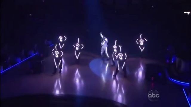 Chris Brown Ft Pitbull- International Love Video смотреть онлайн