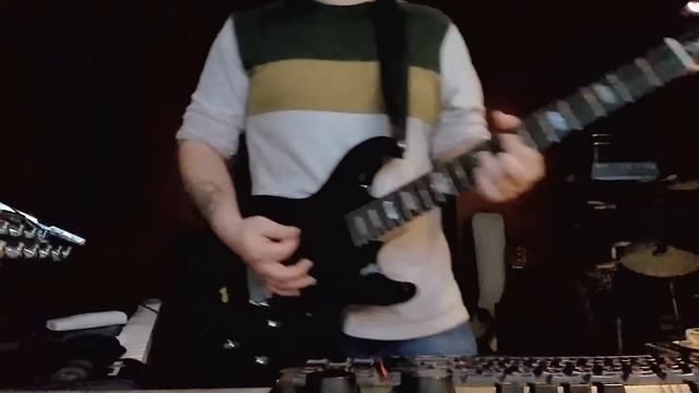 QUEENS OF THE STONE AGE - NO ONE KNOWS GUITAR COVER смотреть онлайн