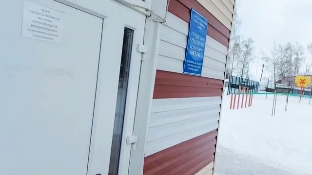 Вручение подарков за новогодние конкурсы смотреть онлайн