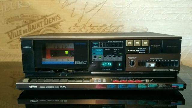 Aiwa FX-90 космическая малышка.
