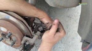 Замена тормозных колодок Toyota Yaris