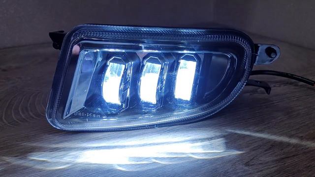 LED ПТФ Sal-Man для MB W210 рестайлинг (два режима белый+желтый свет) арт. 01516 смотреть онлайн