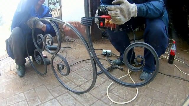 ВХОДНАЯ КОВАННАЯ КАЛИТКА СВОИМИ РУКАМИ смотреть онлайн